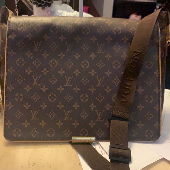 None Other - Messenger bag /Laptop /book bag ????